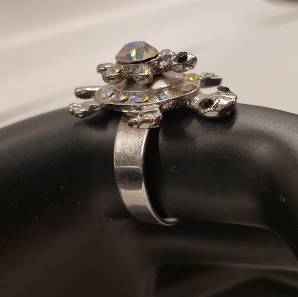 Turtle w/Baby 🐢, Multi Gem, Spinner Ring - Picture 5 of 6